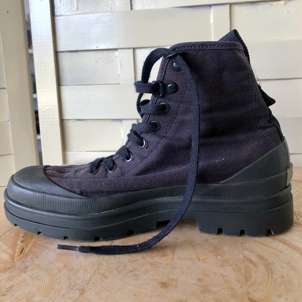 Everlane Organic Cotton Black Canvas Combat Lace Lugged Sole Boots Size 7